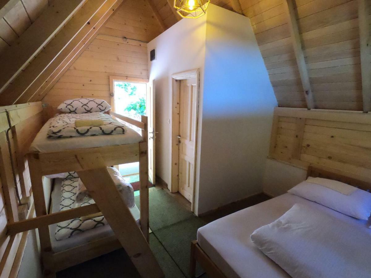 Tara Inn Resort Bastasi Εξωτερικό φωτογραφία