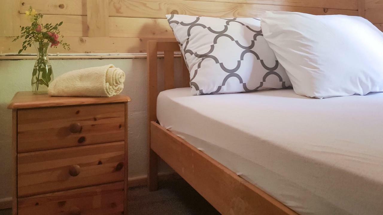 Tara Inn Resort Bastasi Εξωτερικό φωτογραφία