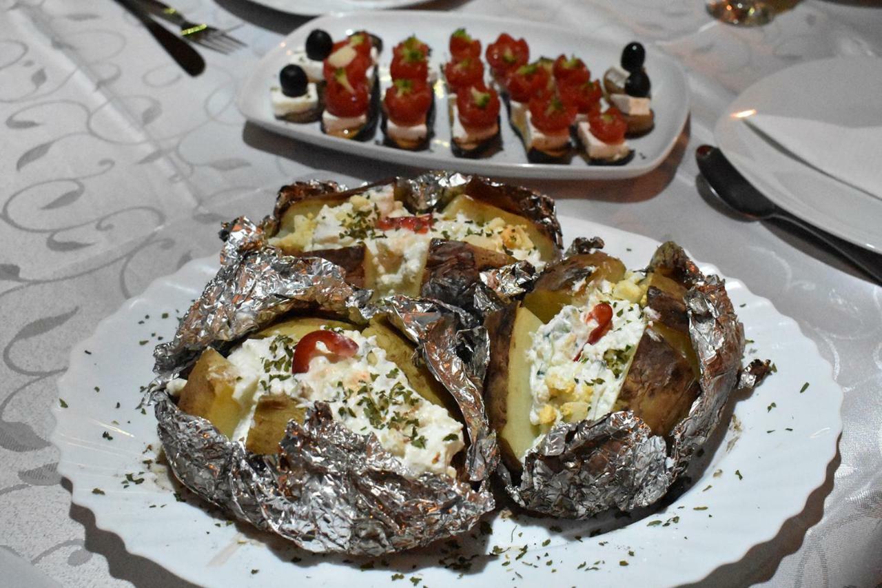 Tara Inn Resort Bastasi Εξωτερικό φωτογραφία