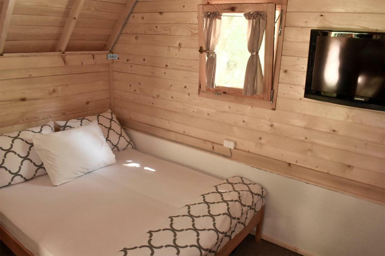 Tara Inn Resort Bastasi Εξωτερικό φωτογραφία